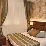 Hotel Lh Sirio