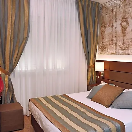 Lh Sirio 4*
